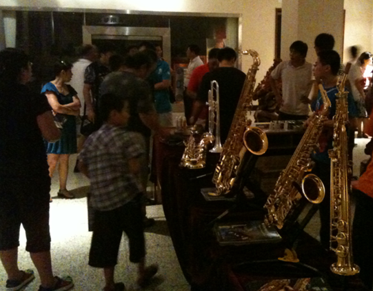 “BG大游之夜”萨克斯管音乐会暨CUSTOM-VIP俱乐部活动在烟台成功举办