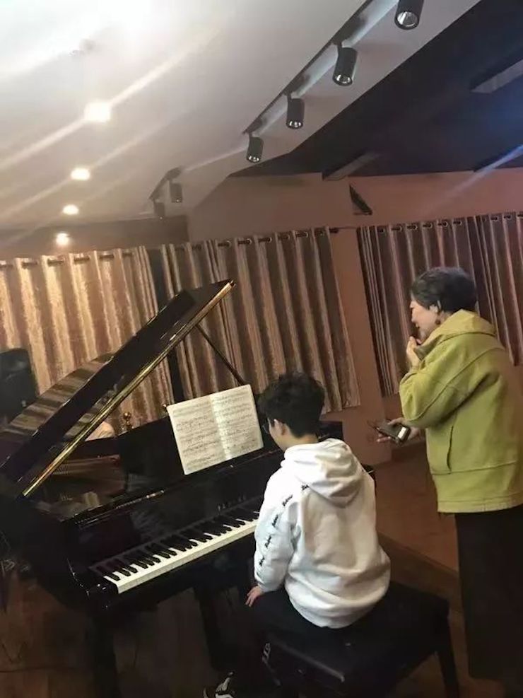 BG大游特邀艺术家白志娴